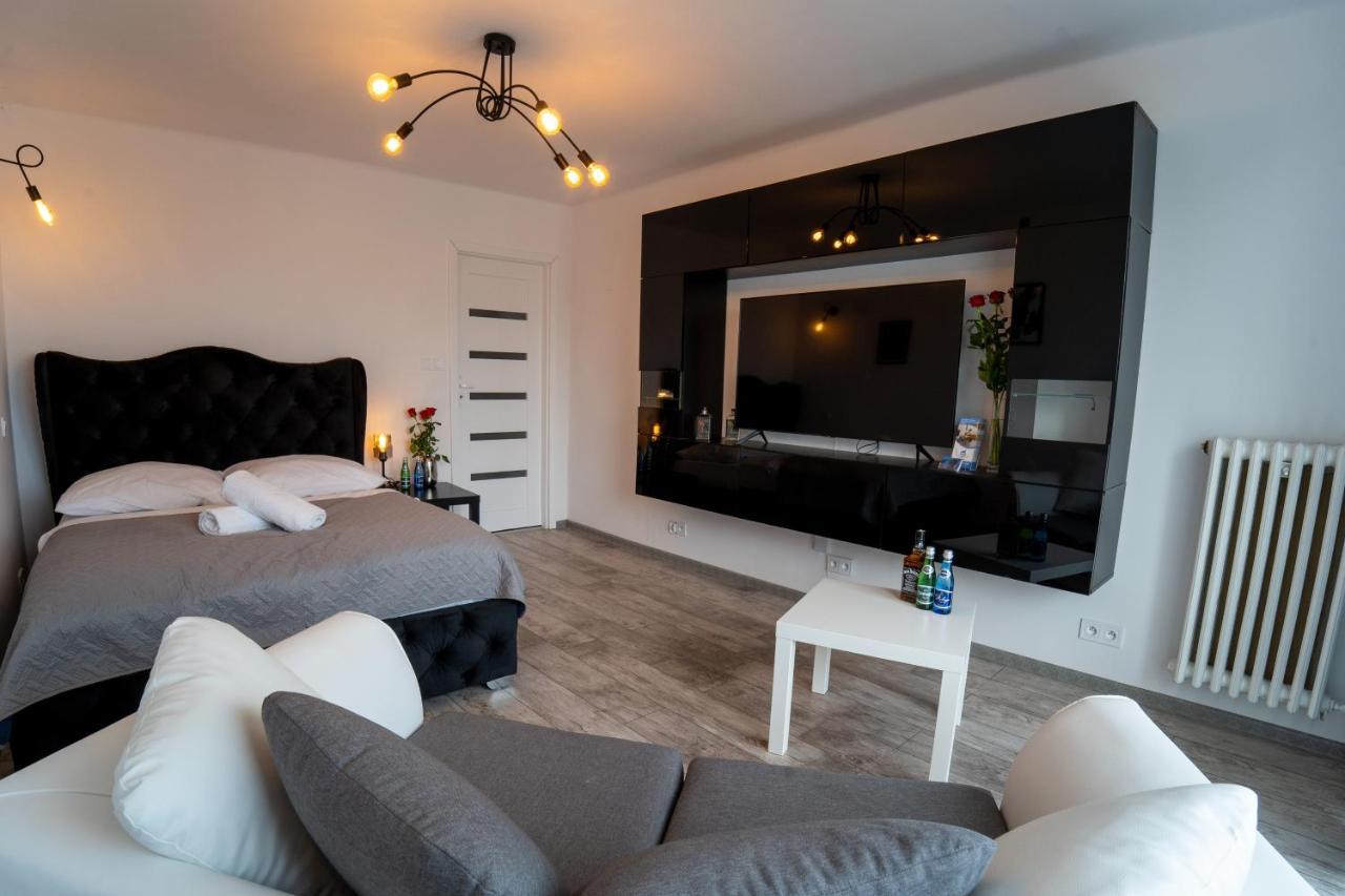 Apartament Nero Mielec Eksteriør bilde